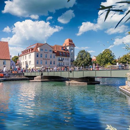 Hotel Am Alten Strom Росток Экстерьер фото